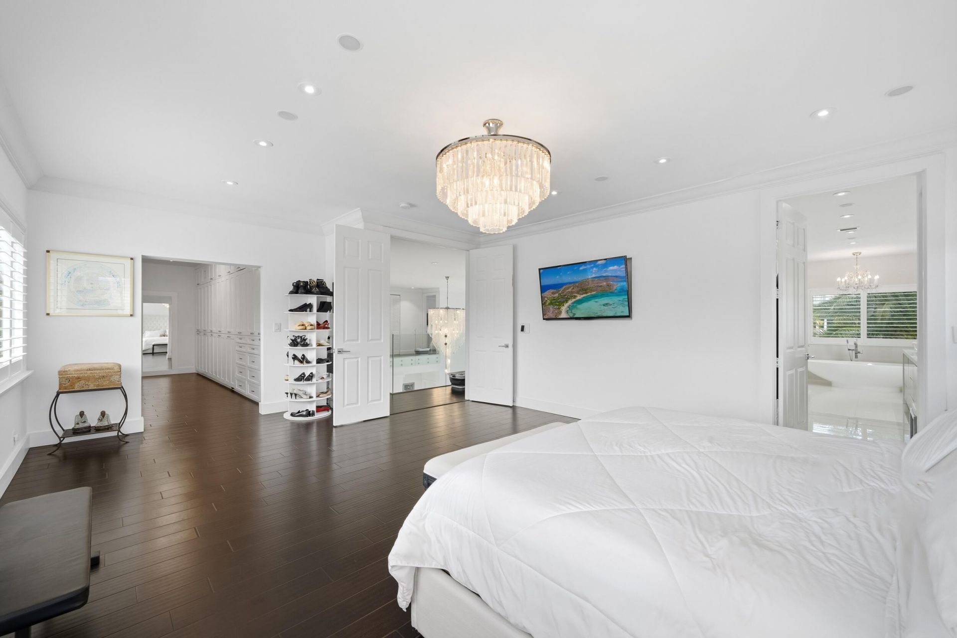 16430 NE 30th Avenue, North Miami Beach, FL 33160 Photo