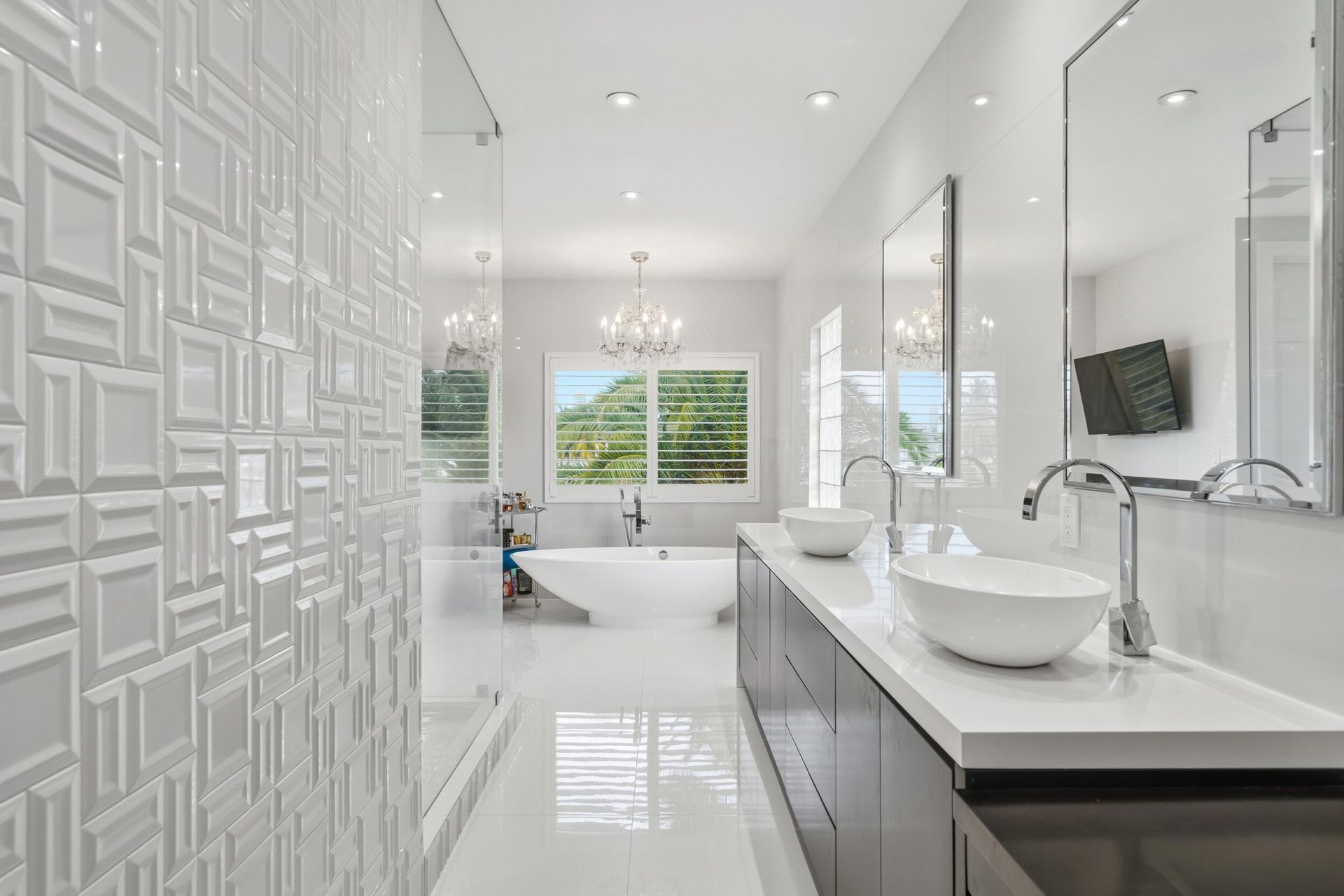 16430 NE 30th Avenue, North Miami Beach, FL 33160 Photo