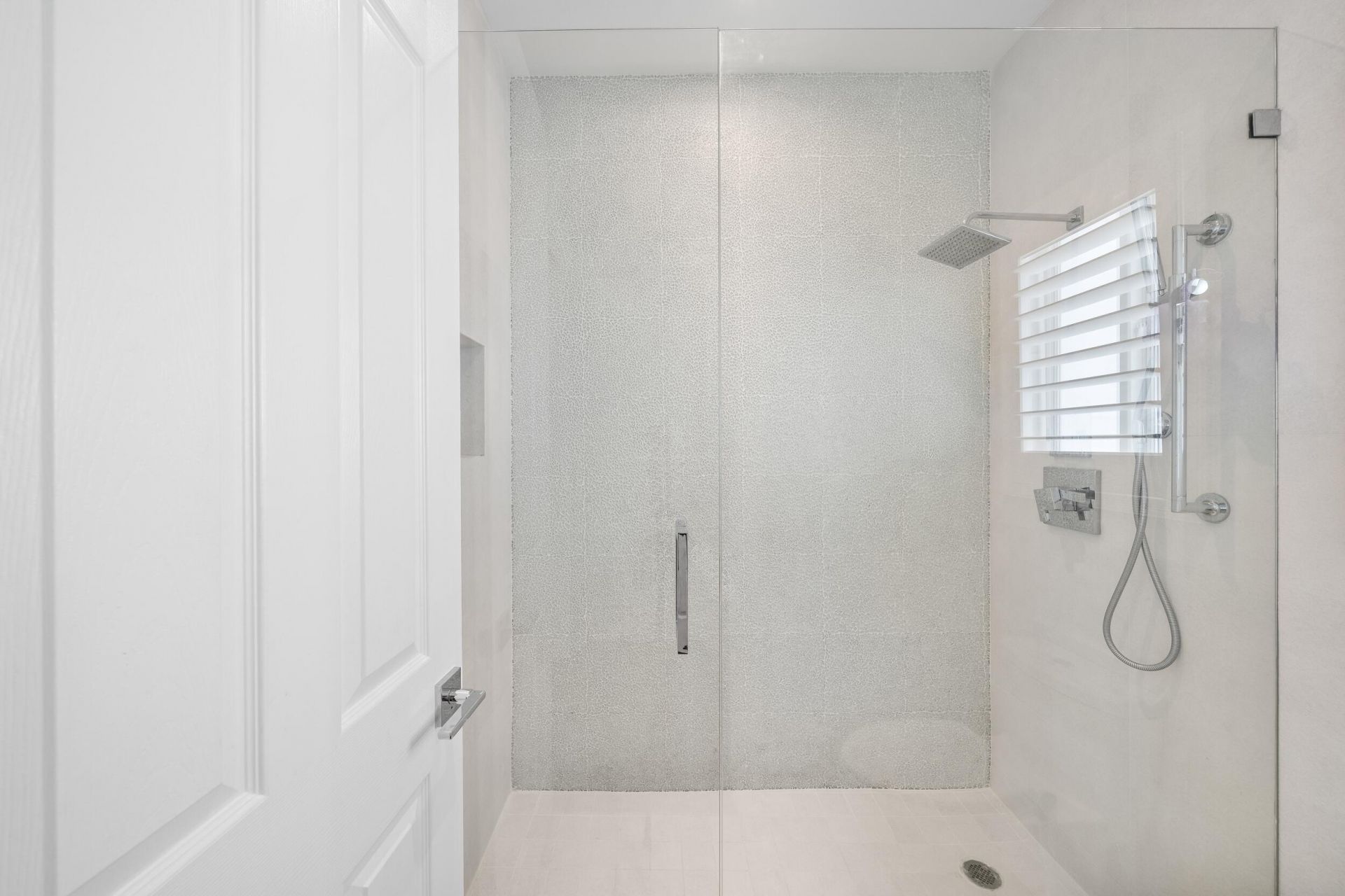 16430 NE 30th Avenue, North Miami Beach, FL 33160 Photo