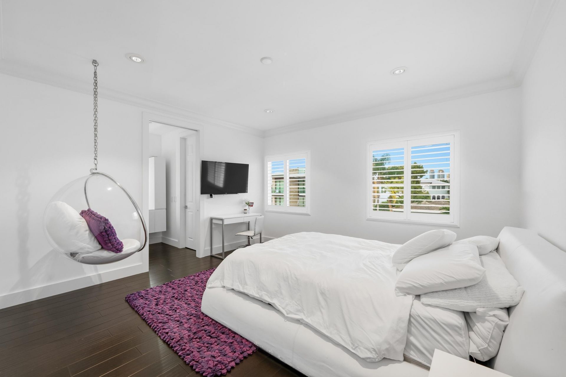 16430 NE 30th Avenue, North Miami Beach, FL 33160 Photo