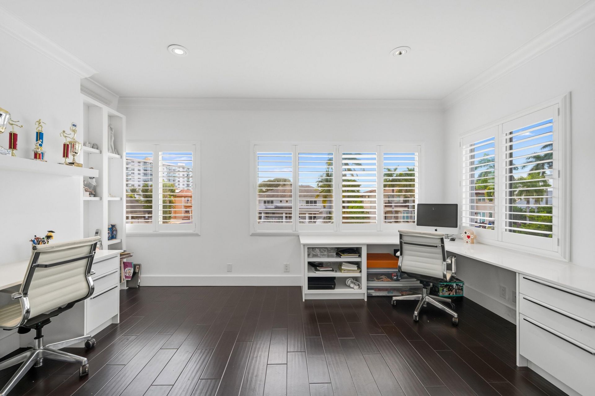 16430 NE 30th Avenue, North Miami Beach, FL 33160 Photo