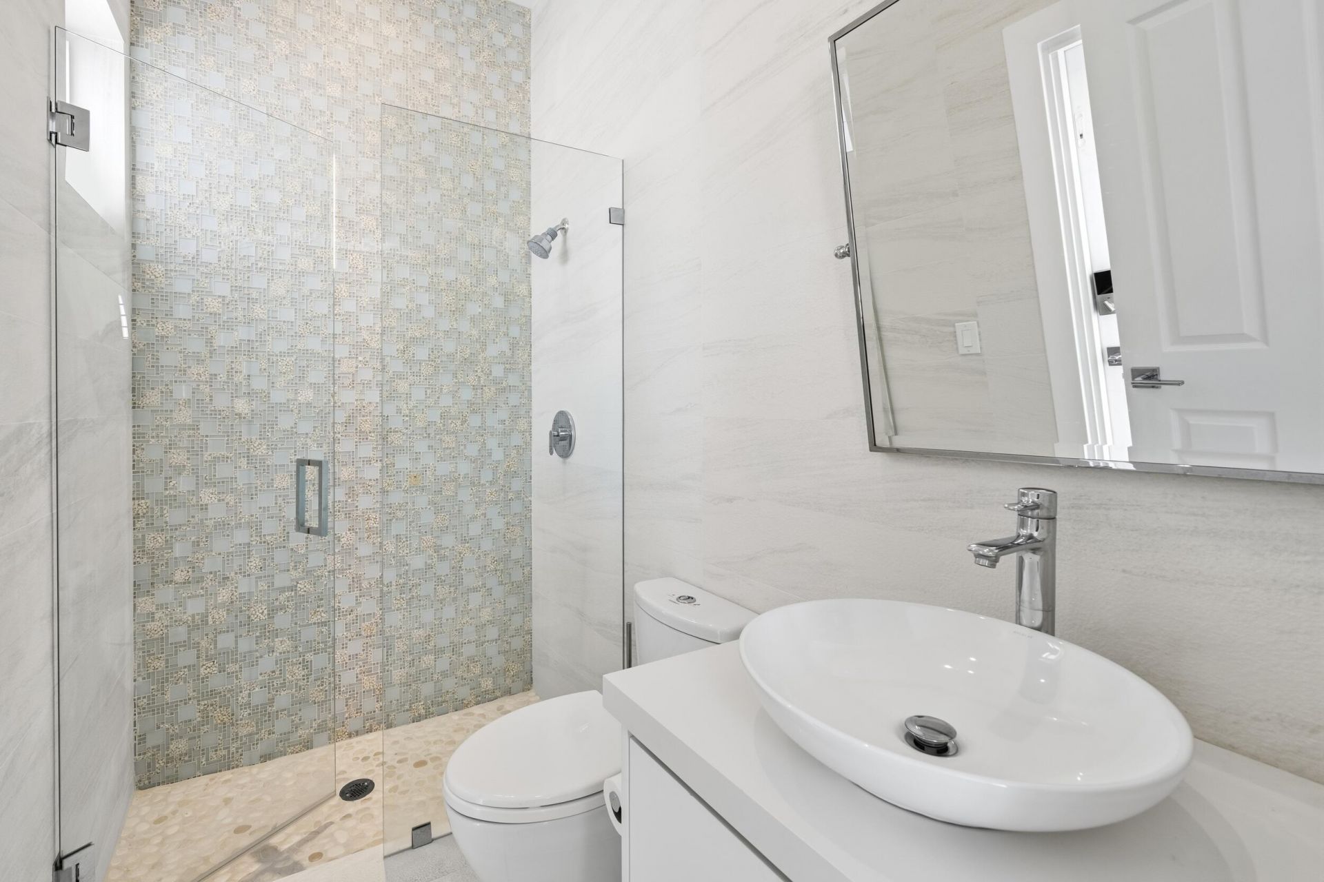 16430 NE 30th Avenue, North Miami Beach, FL 33160 Photo