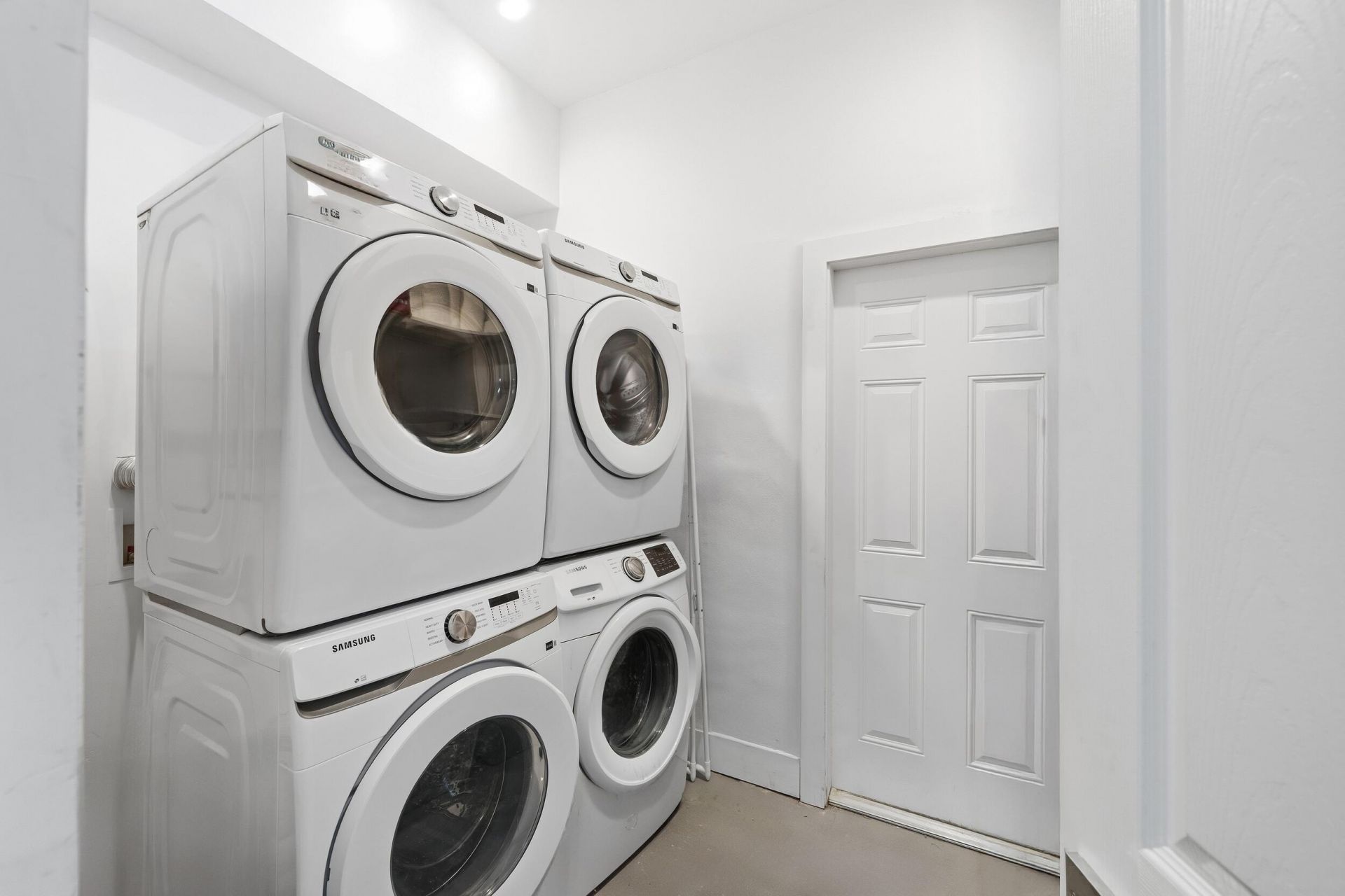 16430 NE 30th Avenue, North Miami Beach, FL 33160 Photo