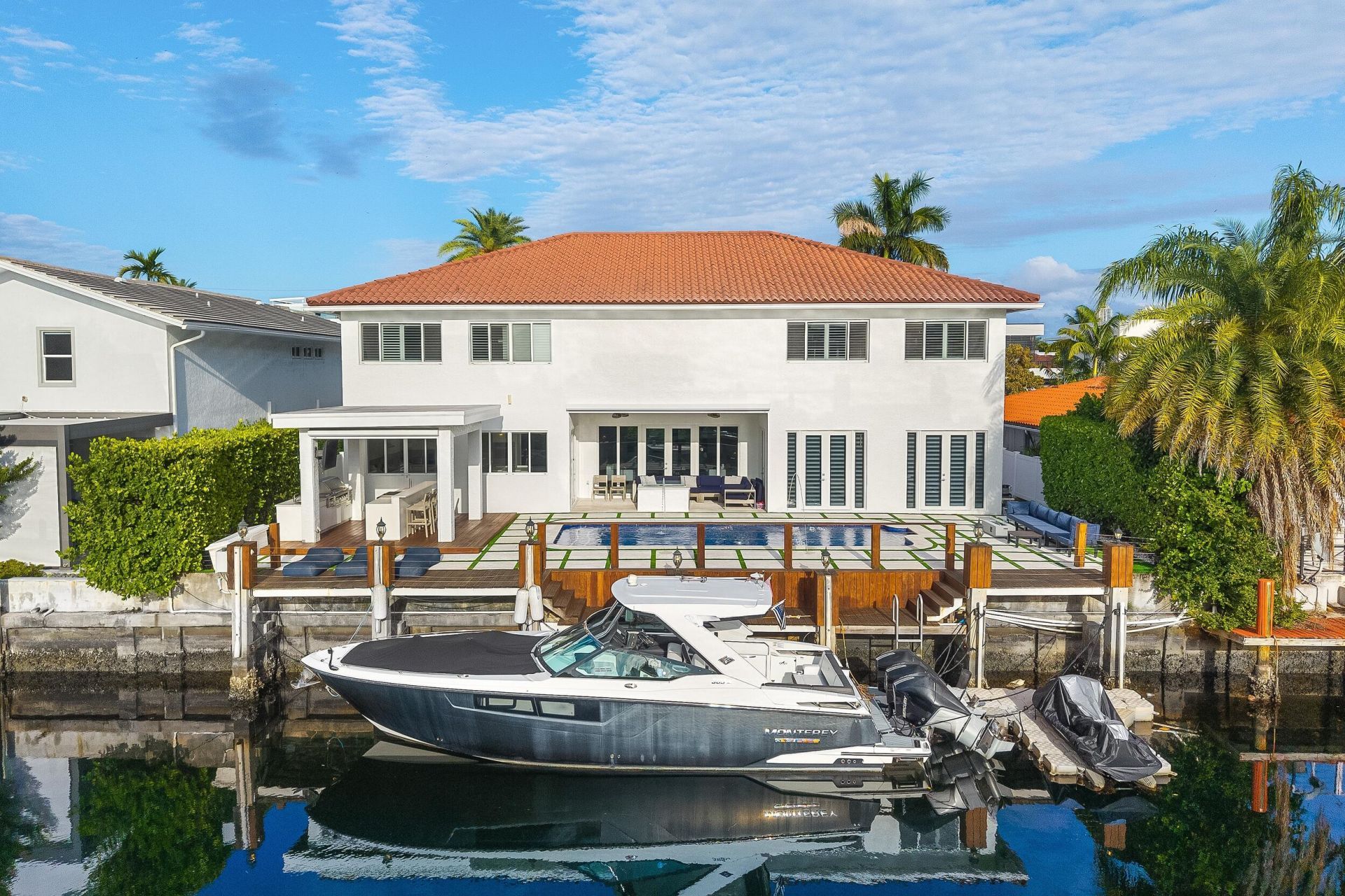 16430 NE 30th Avenue, North Miami Beach, FL 33160 Photo