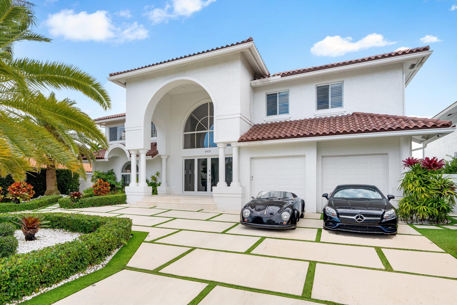 16430 NE 30th Avenue, North Miami Beach, FL 33160 Photo