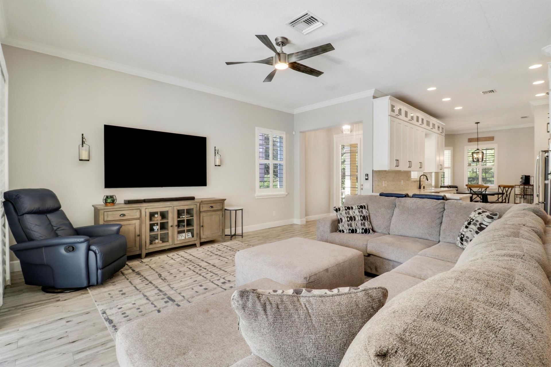 138 Newcastle Drive, Jupiter, FL 33458 Photo