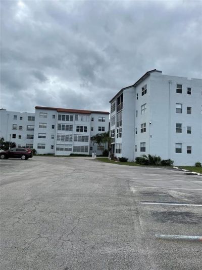 2850 Somerset Drive, Unit 404L, Lauderdale Lakes, FL 33311 Photo