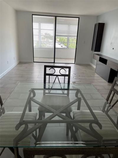 2850 Somerset Drive, Unit 404L, Lauderdale Lakes, FL 33311 Photo