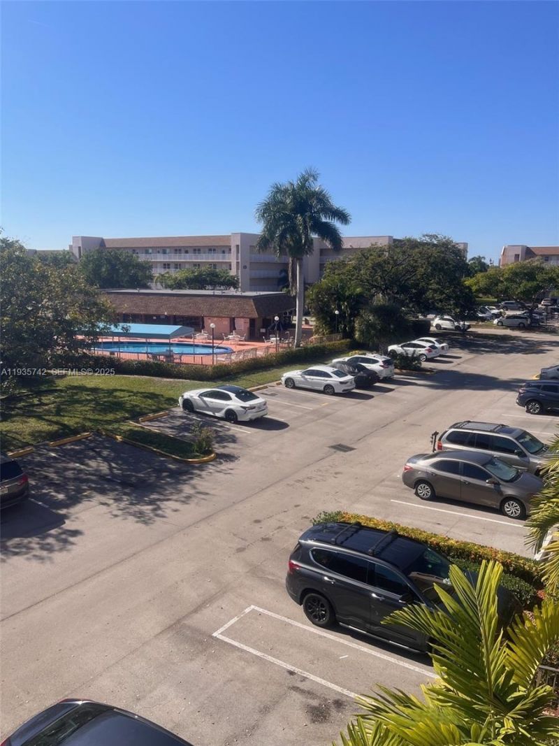 2704 NW 104th Ave , Unit 309, Sunrise, FL 33322 Photo