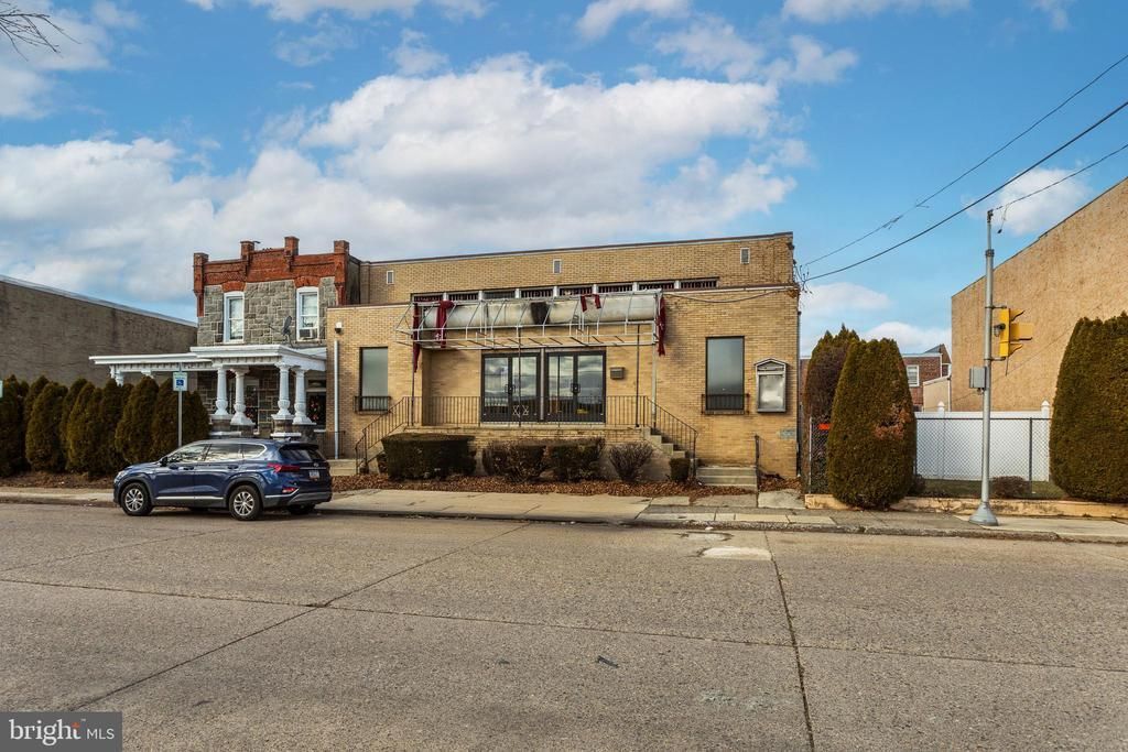 7505 7 Brookhaven Road, Philadelphia, PA 19151 Main Photo