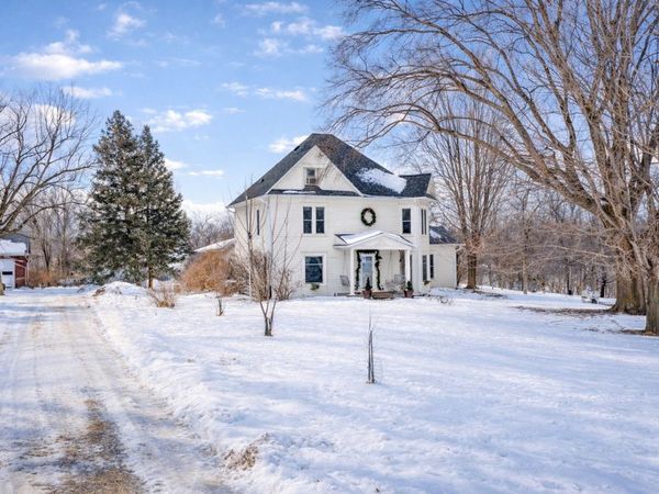 586 I Avenue, Pilot Mound, IA 50223