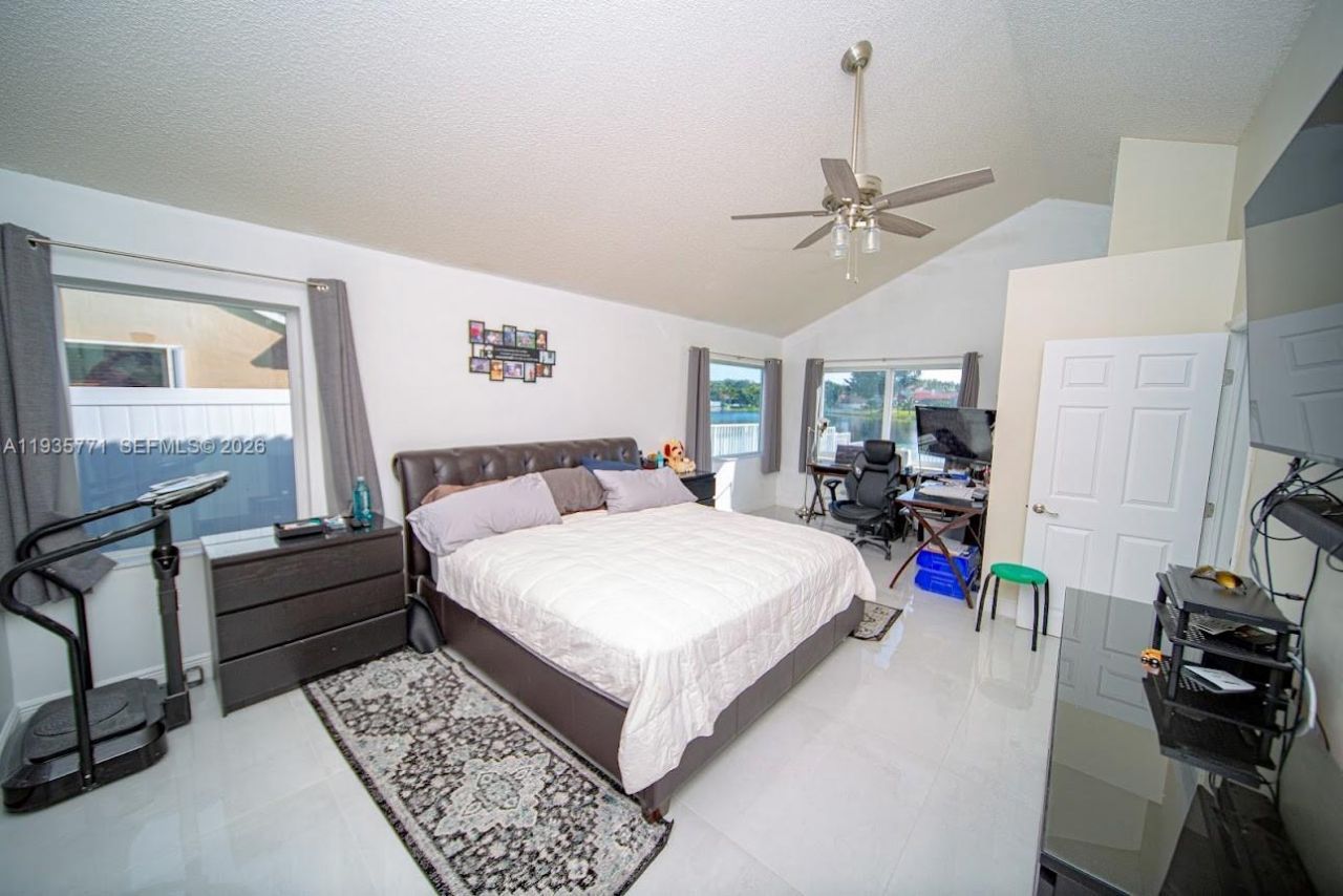 13020 SW 17th Ct, Miramar, FL 33027 Photo