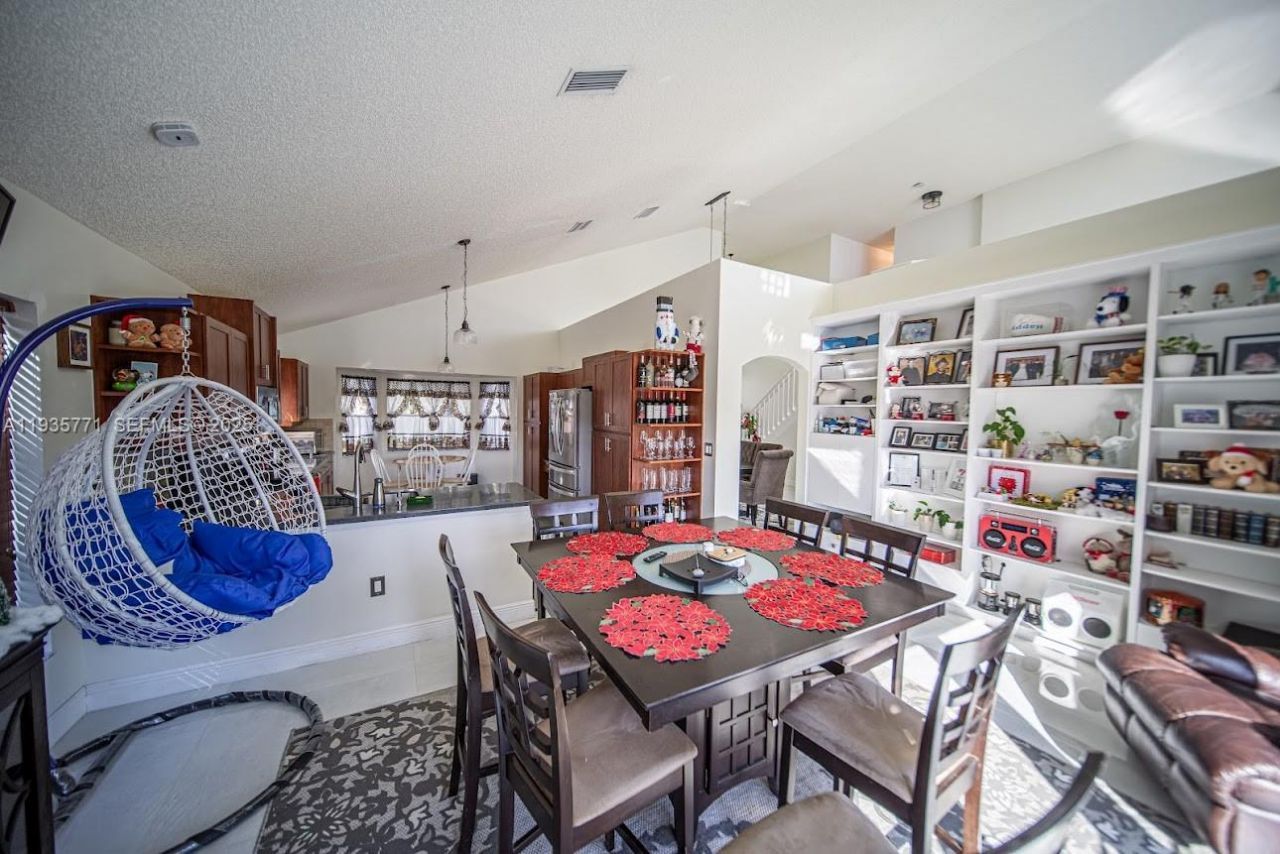 13020 SW 17th Ct, Miramar, FL 33027 Photo