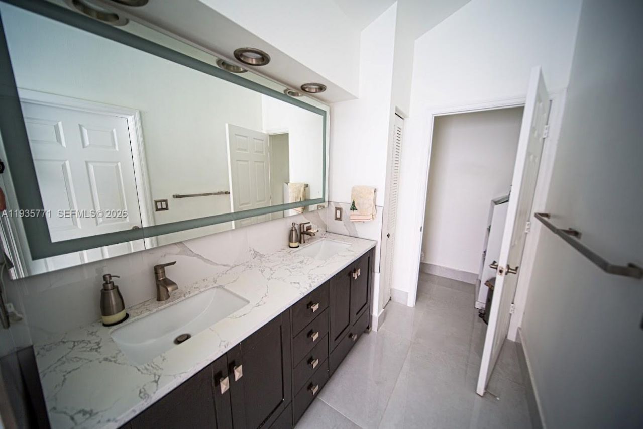 13020 SW 17th Ct, Miramar, FL 33027 Photo