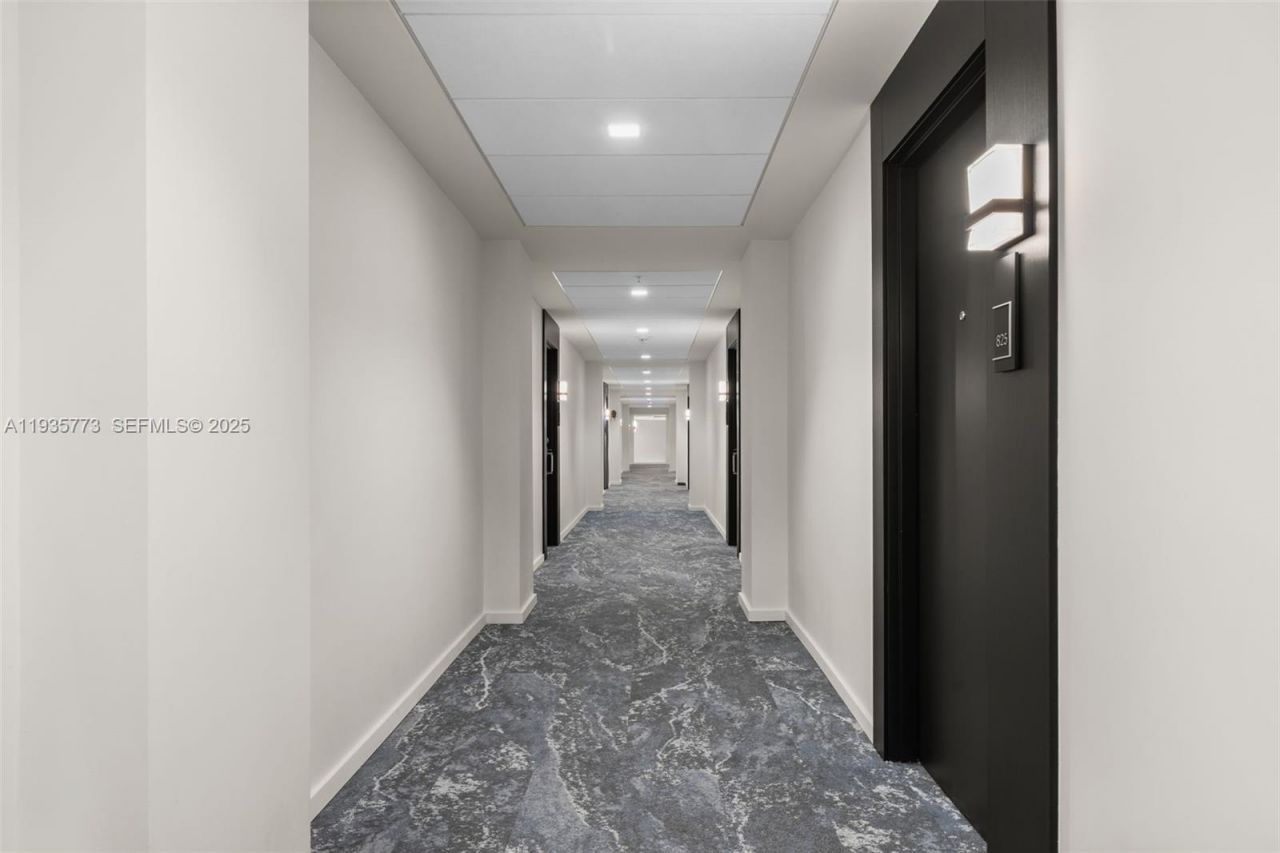 19380 Collins Ave, Unit 826, Sunny Isles Beach, FL 33160 Photo