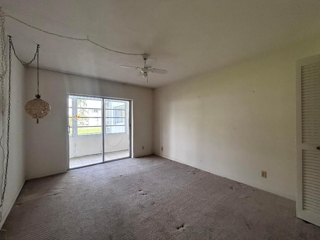 2400 Lake Osborne Drive, Unit 102, Lake Worth Beach, FL 33461 Photo