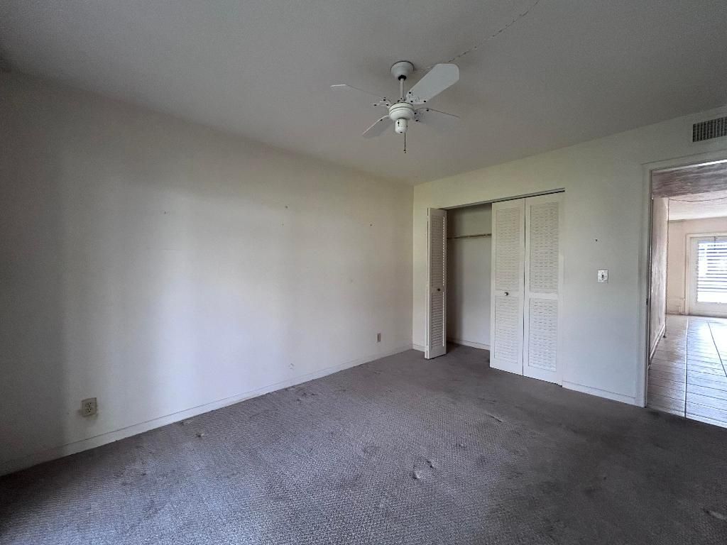 2400 Lake Osborne Drive, Unit 102, Lake Worth Beach, FL 33461 Photo