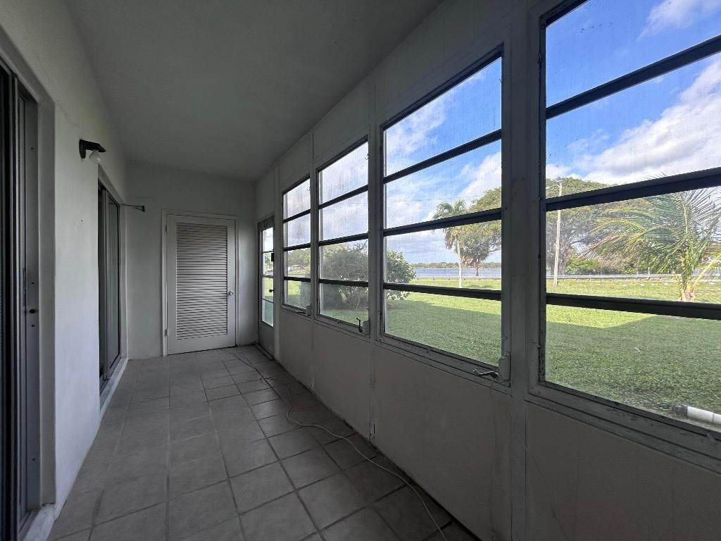 2400 Lake Osborne Drive, Unit 102, Lake Worth Beach, FL 33461 Photo