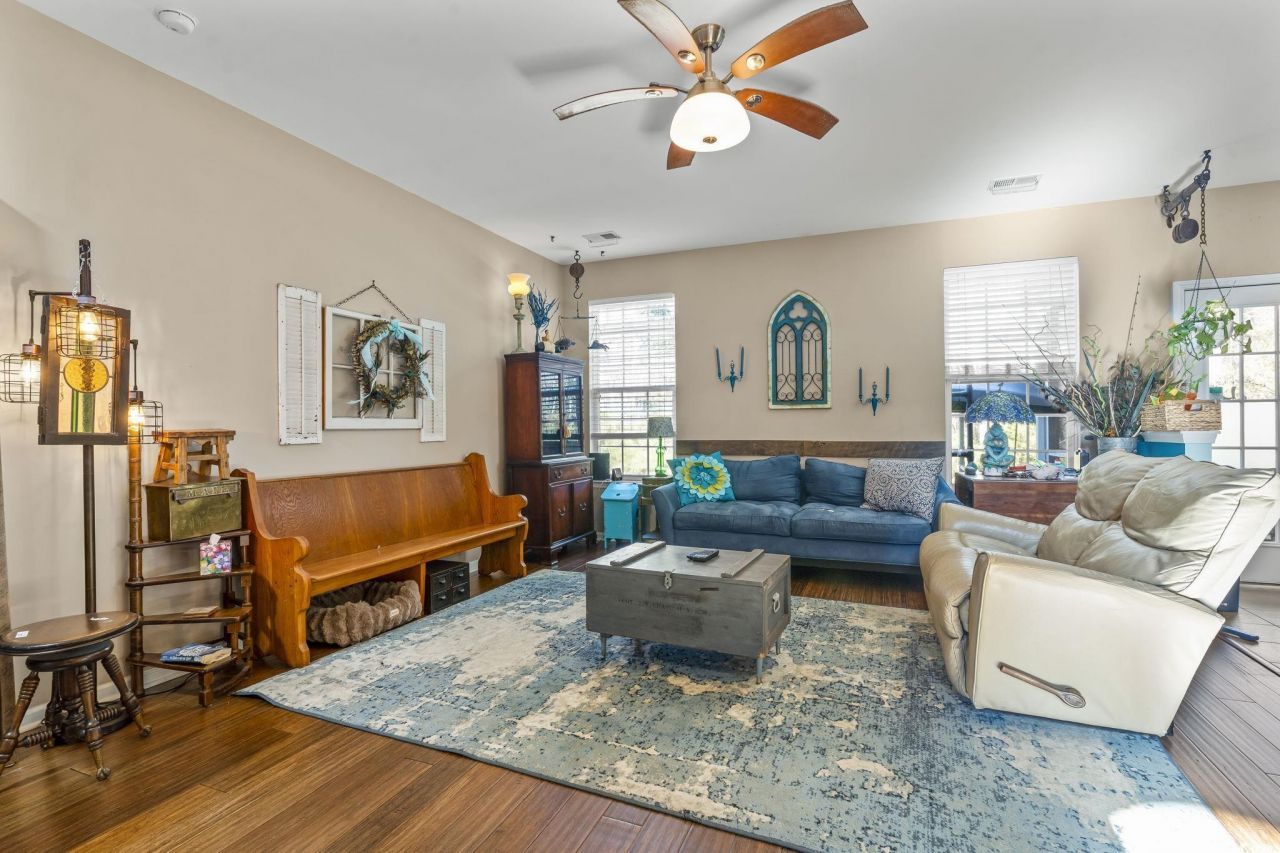 339 Burchwood Ln. Photo 11