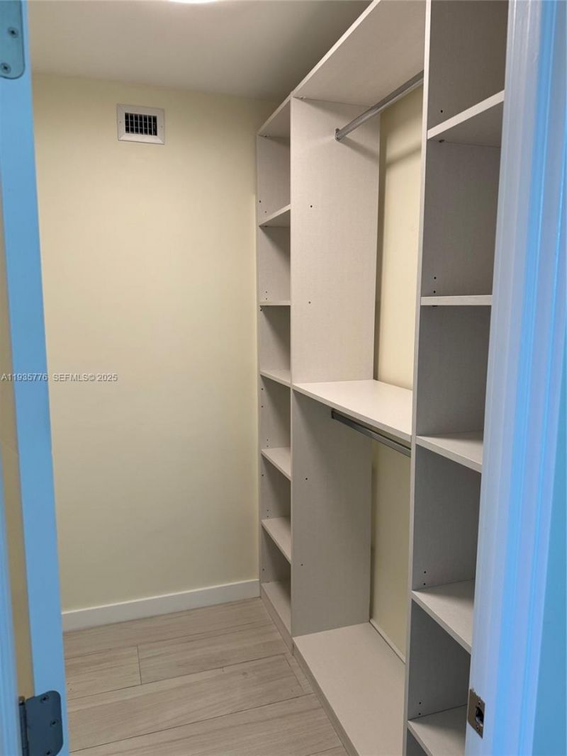 401 Golden Isles Dr, Unit 701, Hallandale Beach, FL 33009 Photo