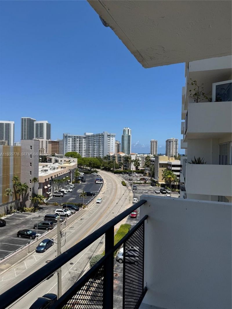 401 Golden Isles Dr, Unit 701, Hallandale Beach, FL 33009 Photo