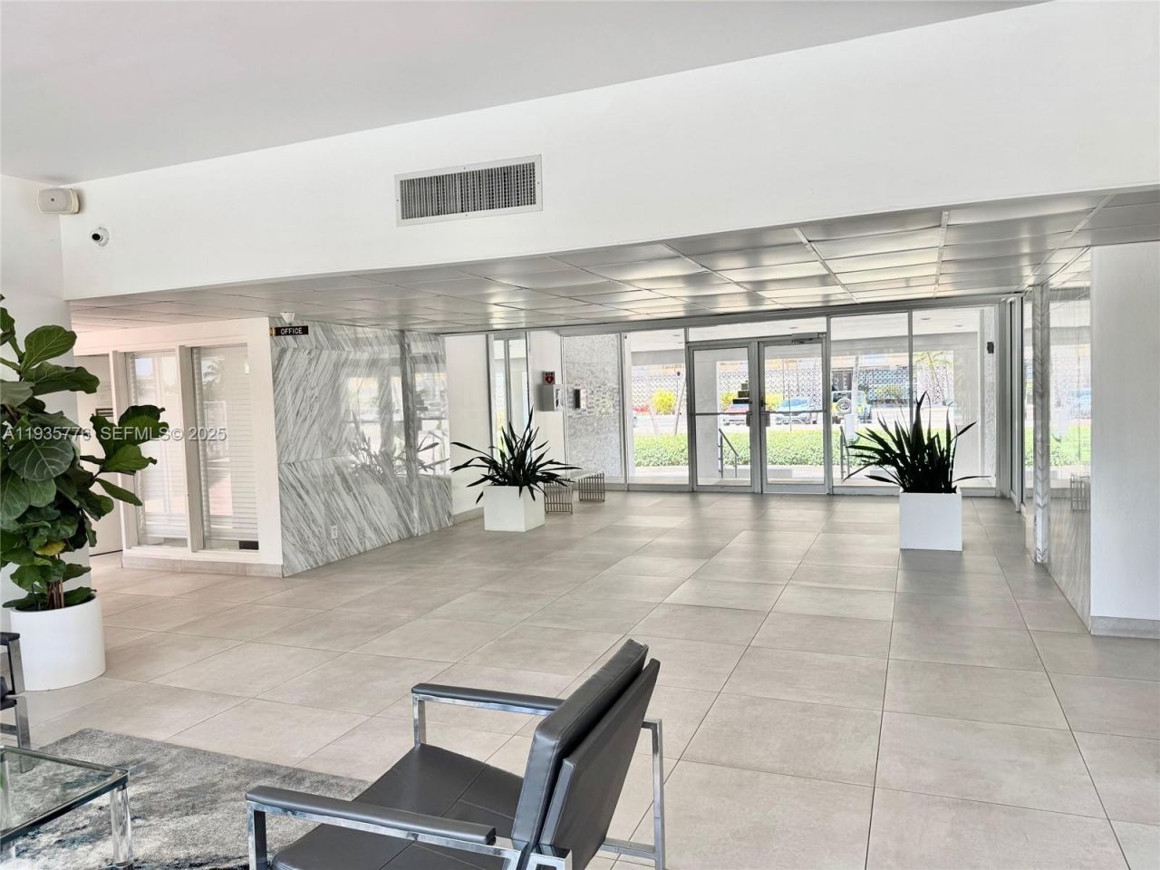 401 Golden Isles Dr, Unit 701, Hallandale Beach, FL 33009 Photo