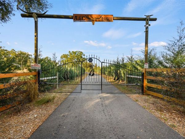 23016 NW 102ND AVENUE, ALACHUA, FL 32615