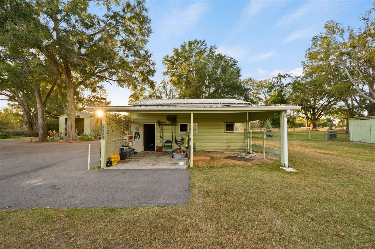 23016 NW 102nd Avenue, Alachua, FL 32615 Photo