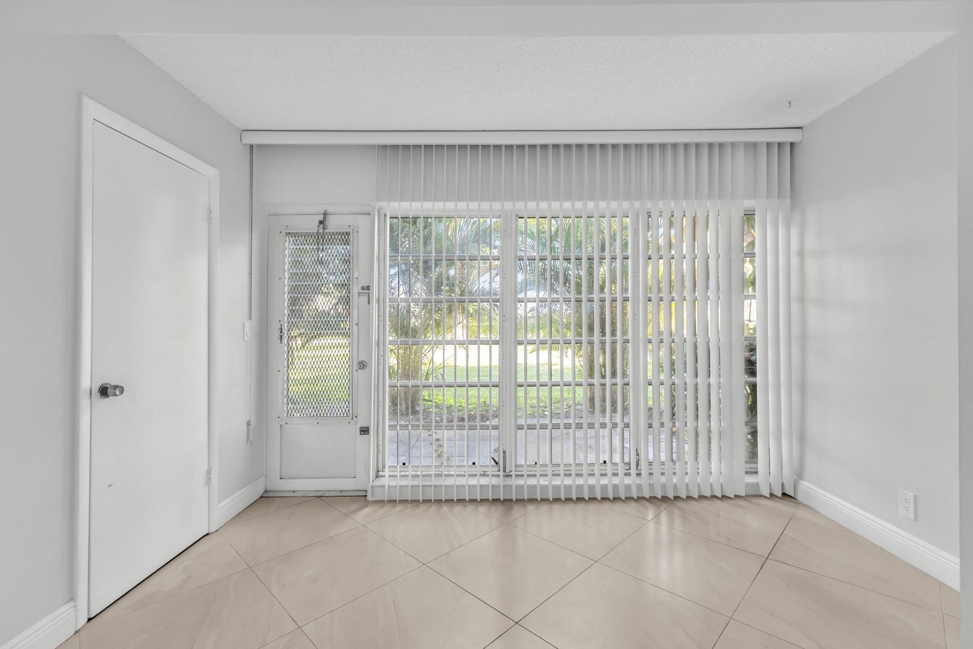 13950 Via Flora, Unit B, Delray Beach, FL 33484 Photo