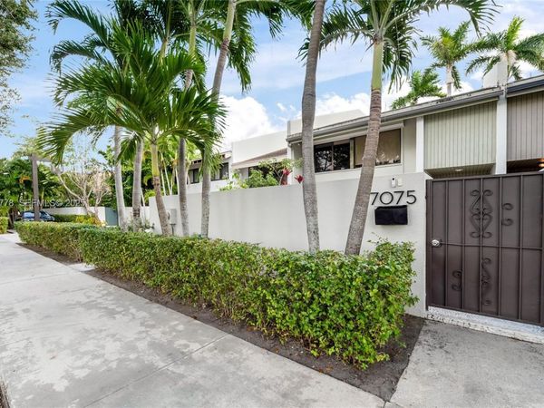 7075 SW 67th Ave, Unit 14, South Miami, FL 33143