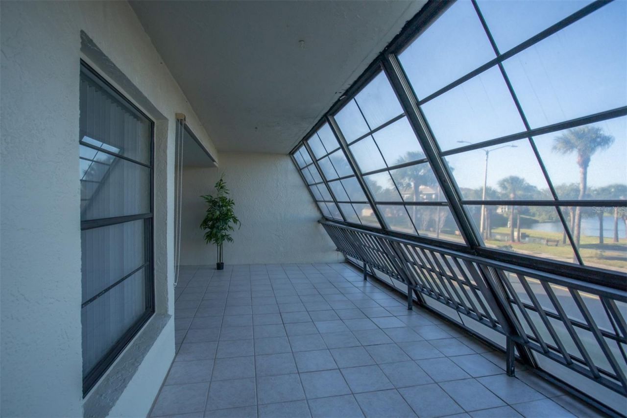 9860 62nd Terrace N, Unit 1014, Saint Petersburg, FL 33708 Photo