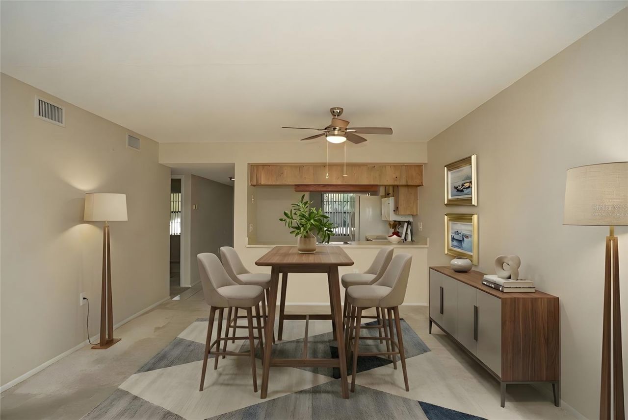 9860 62nd Terrace N, Unit 1014, Saint Petersburg, FL 33708 Photo