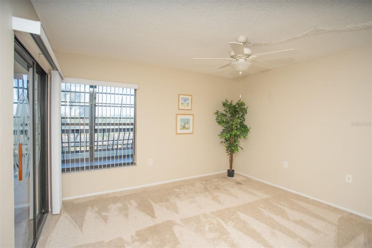 9860 62nd Terrace N, Unit 1014, Saint Petersburg, FL 33708 Photo