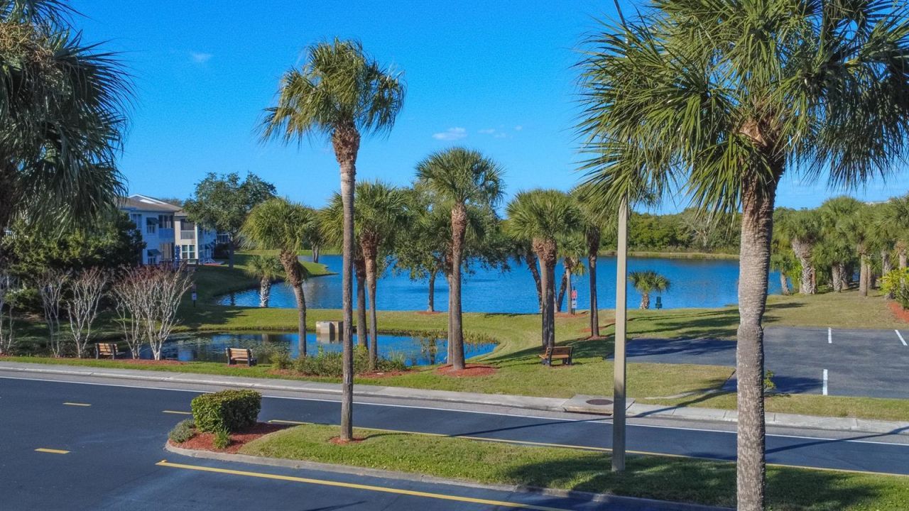 9860 62nd Terrace N, Unit 1014, Saint Petersburg, FL 33708 Photo