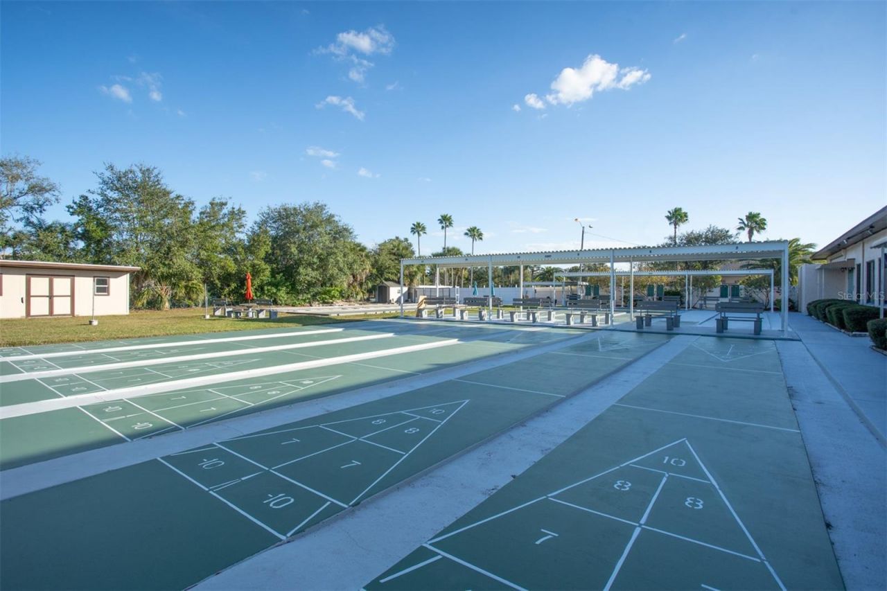 9860 62nd Terrace N, Unit 1014, Saint Petersburg, FL 33708 Photo