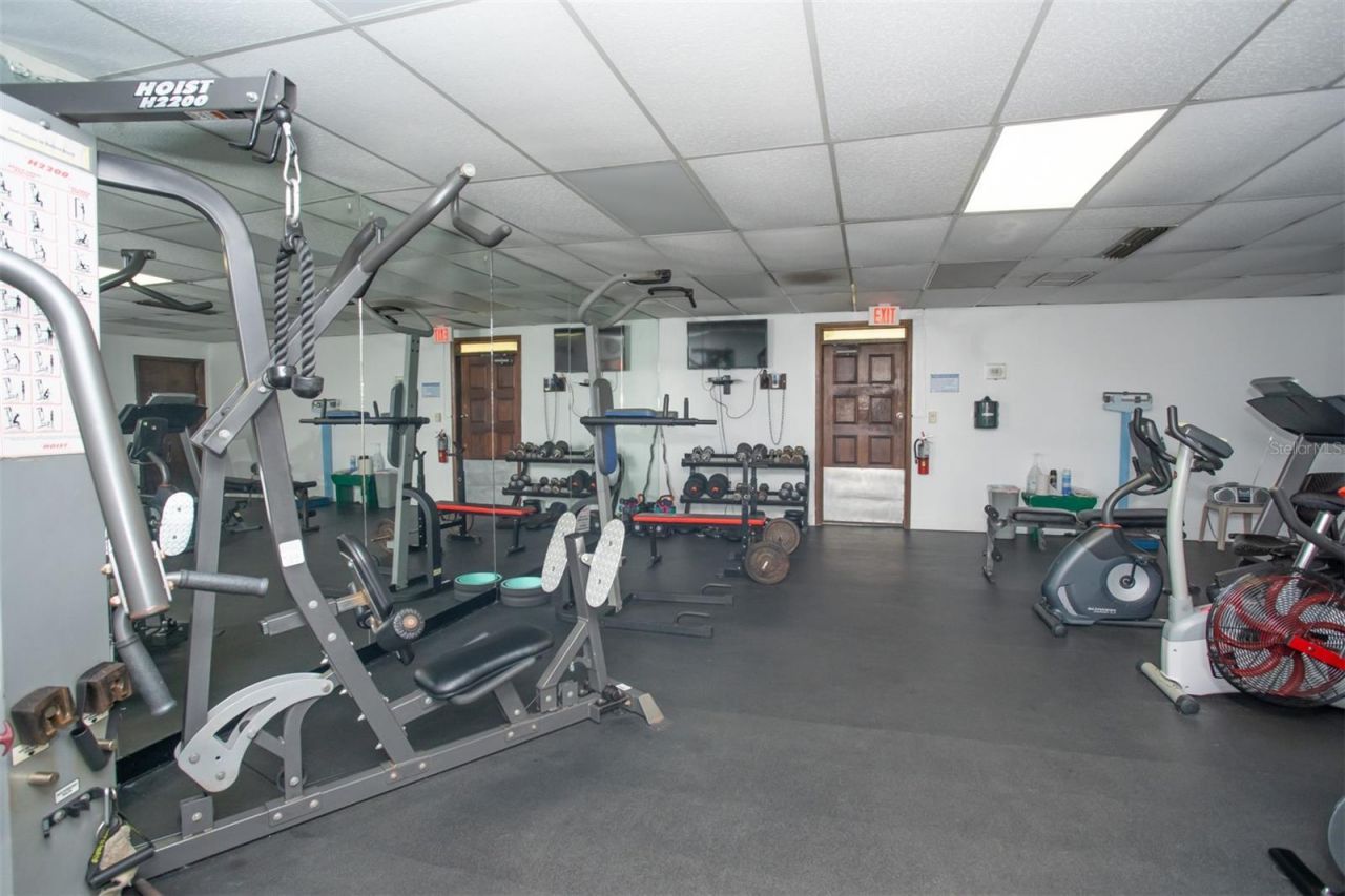 9860 62nd Terrace N, Unit 1014, Saint Petersburg, FL 33708 Photo