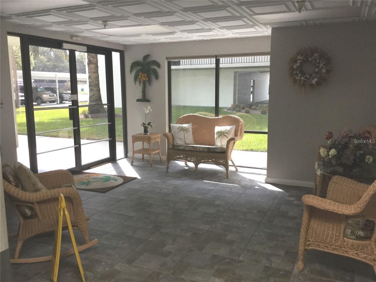 9860 62nd Terrace N, Unit 1014, Saint Petersburg, FL 33708 Photo