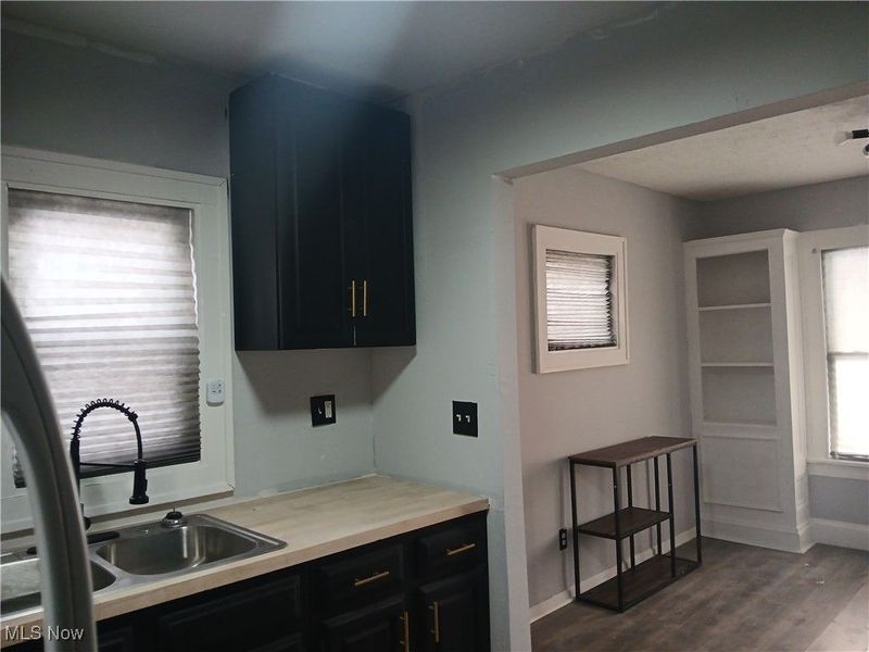 16615 Westfield Avenue, Cleveland, OH 44110 Photo 8