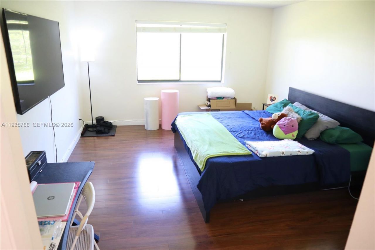 16511 Blatt Blvd, Unit 203, Weston, FL 33326 Photo