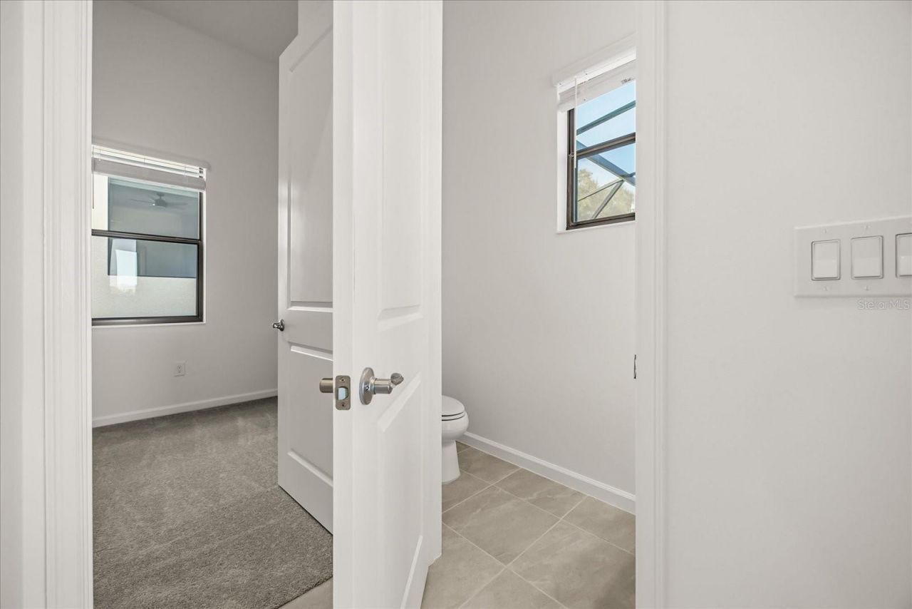 5680 High Seas Dr, Orlando, FL 32821 Photo