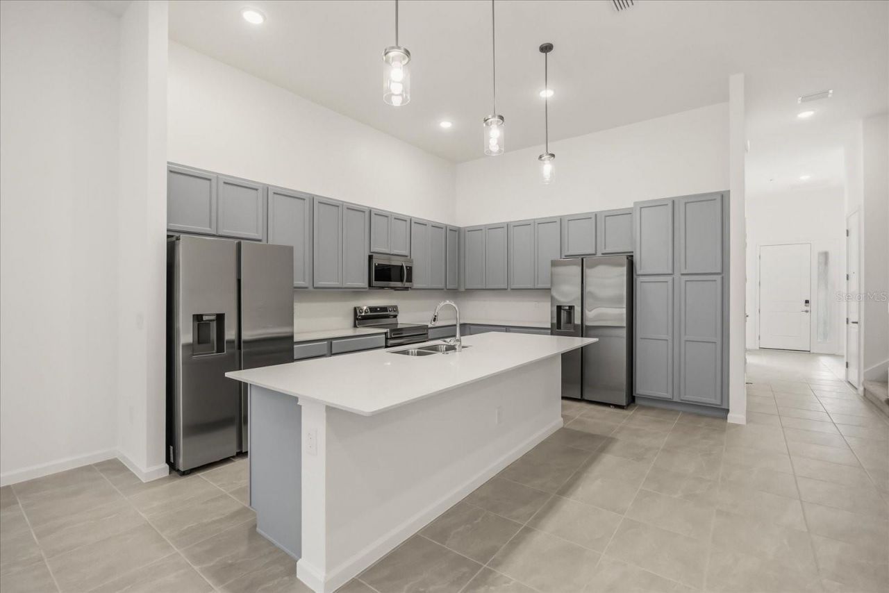 5680 High Seas Dr, Orlando, FL 32821 Photo