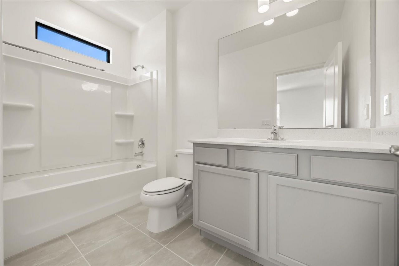 5680 High Seas Dr, Orlando, FL 32821 Photo