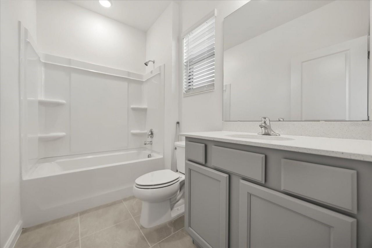 5680 High Seas Dr, Orlando, FL 32821 Photo