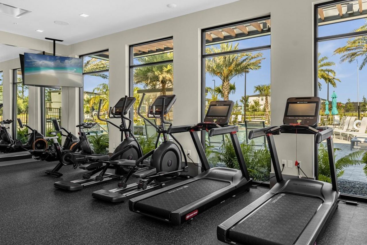 5680 High Seas Dr, Orlando, FL 32821 Photo