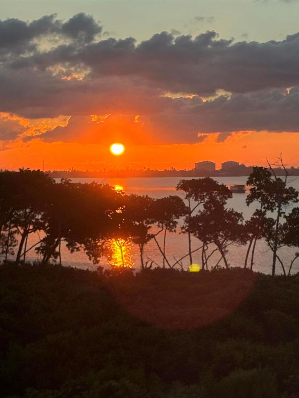 29 Harbour Isle Drive W, Unit 201, Fort Pierce, FL 34949 Photo