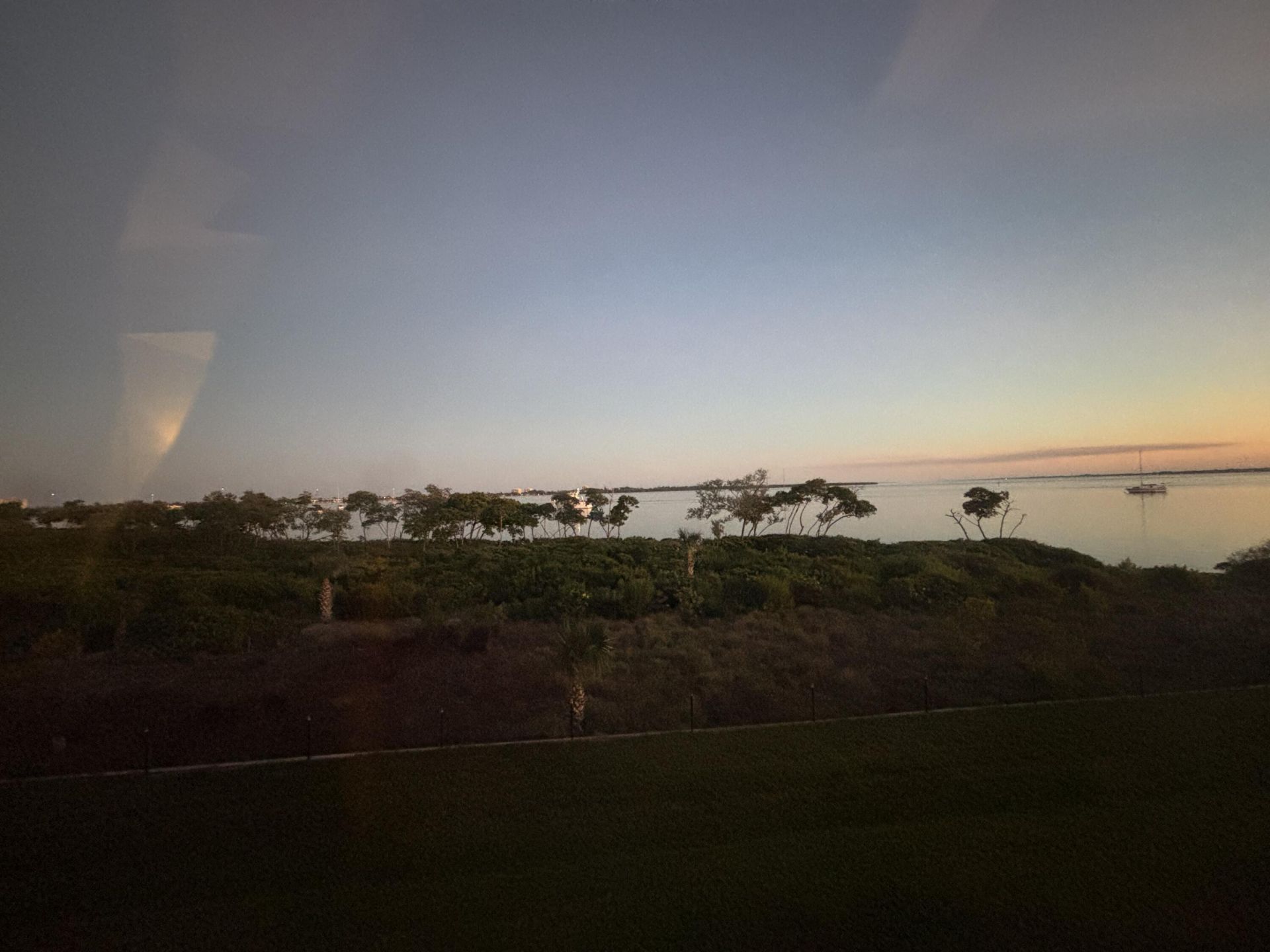 29 Harbour Isle Drive W, Unit 201, Fort Pierce, FL 34949 Photo