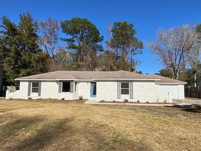 230 Smythe Drive, Summerville, SC 29485