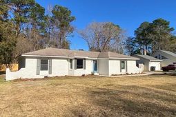 230 Smythe Drive photo 4