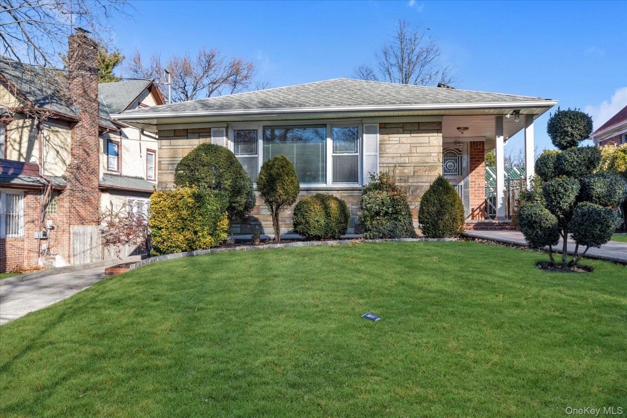 8443 Kendrick Place, Jamaica Estates, NY 11432 Main Photo