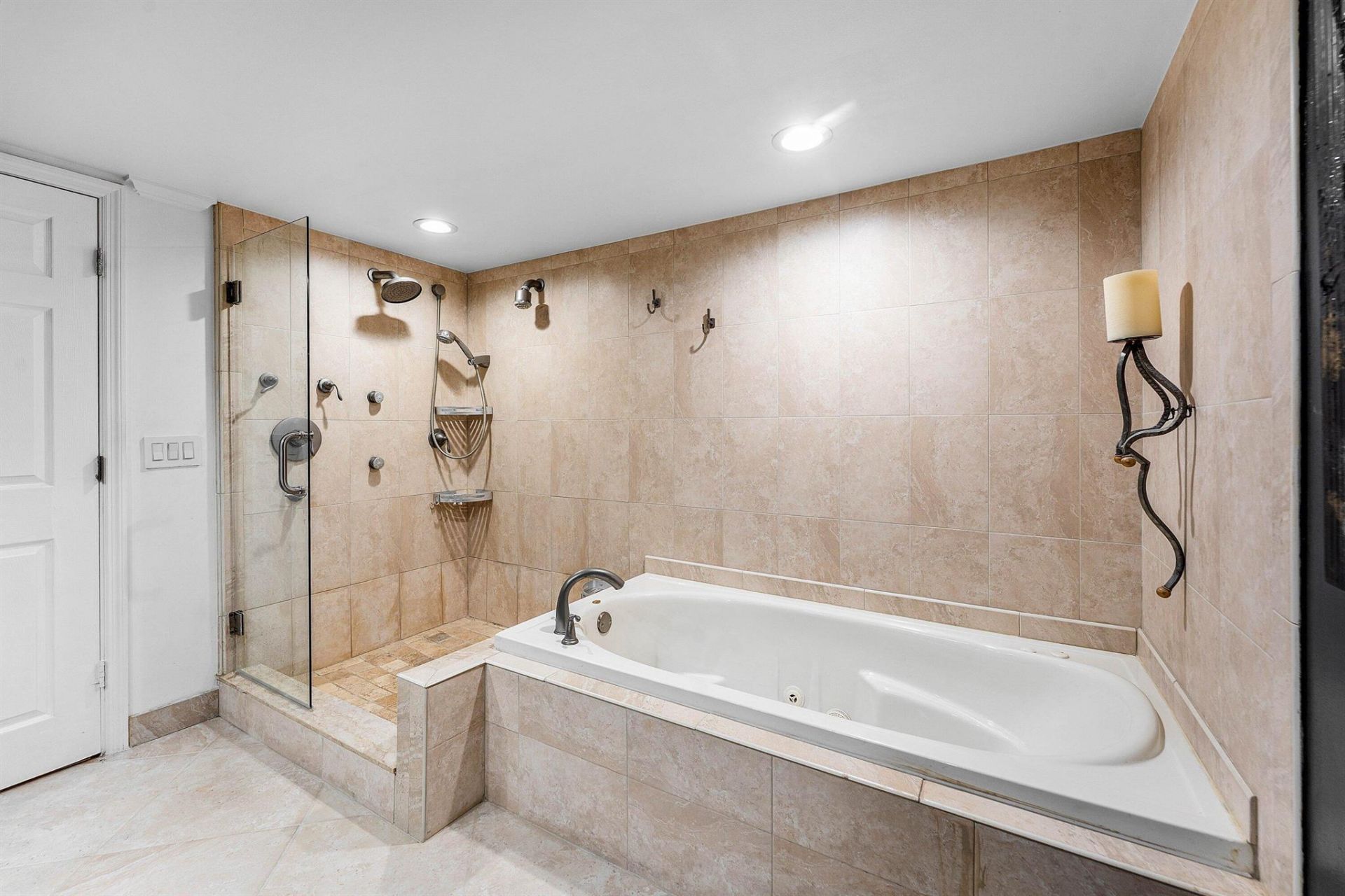 5080 N Ocean Drive, Unit 6b, Singer Island, FL 33404 Photo